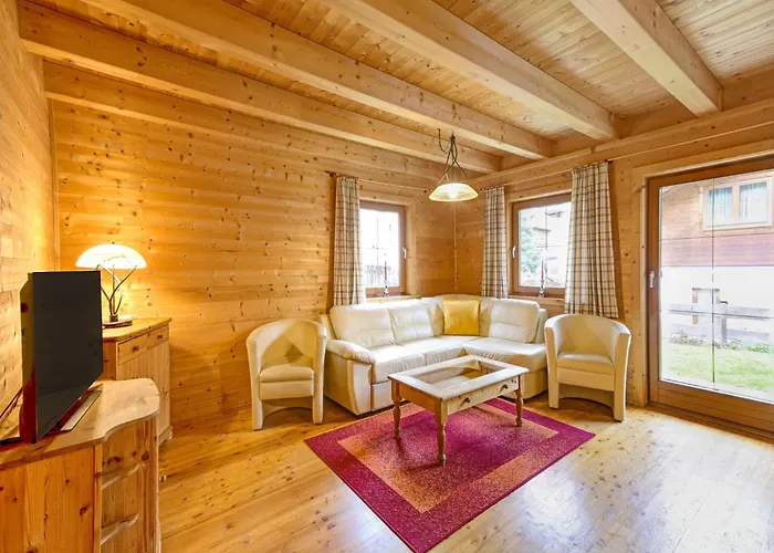 With Private Garden Vakantiehuis