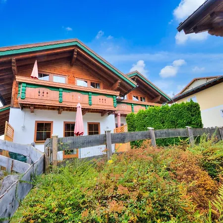 Nyaraló With Private Garden *